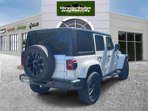 2022 Jeep Wrangler Unlimited 4xe Sahara