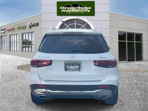 2021 Mercedes-Benz GLB 250 Base 4MATIC