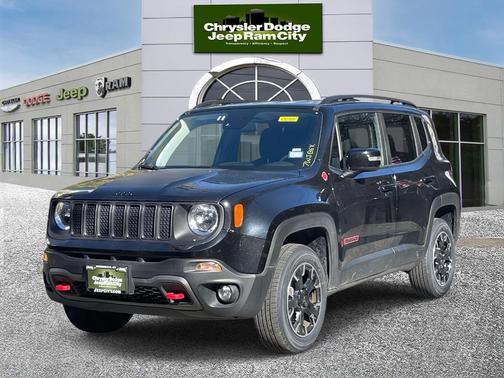 2023 Jeep Renegade Trailhawk