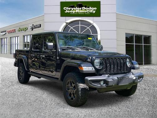 Black Clearcoat 2022 Jeep Gladiator Sport