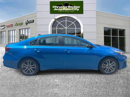 2023 Kia Forte GT-Line