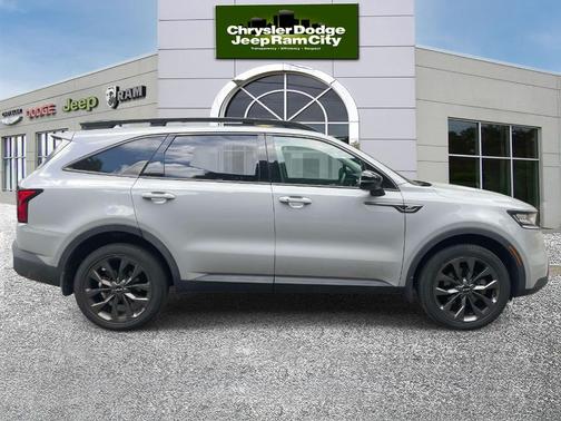 Wolf Gray 2023 Kia Sorento X-Line EX