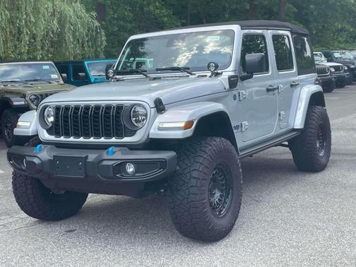 2024 Jeep Wrangler 4xe Sport