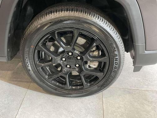 2023 Jeep Compass Altitude