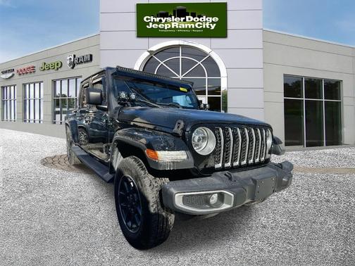2022 Jeep Gladiator Overland