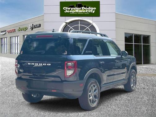 Blue Metallic 2022 Ford Bronco Sport Badlands