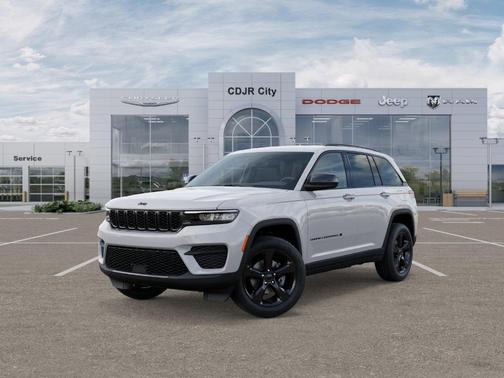 2025 Jeep Grand Cherokee Laredo