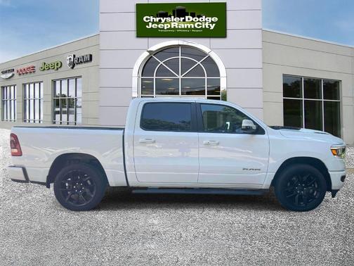 Bright White Clearcoat 2023 RAM 1500 Laramie
