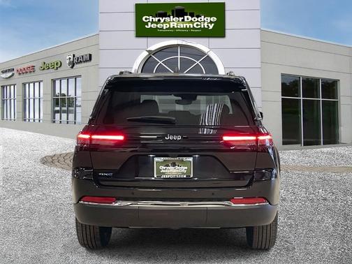 2022 Jeep Grand Cherokee 4xe Base