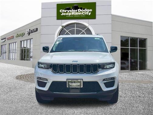 2023 Jeep Grand Cherokee 4xe Base