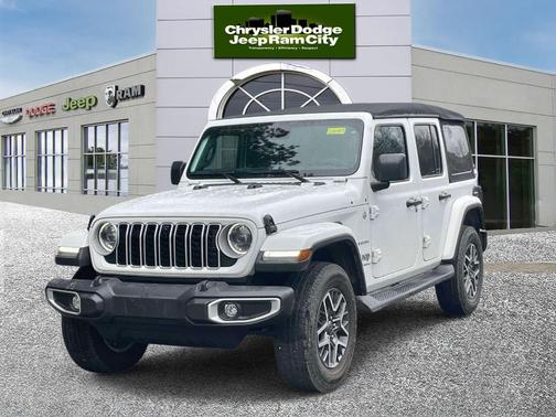 Bright White Clearcoat 2024 Jeep Wrangler Sahara