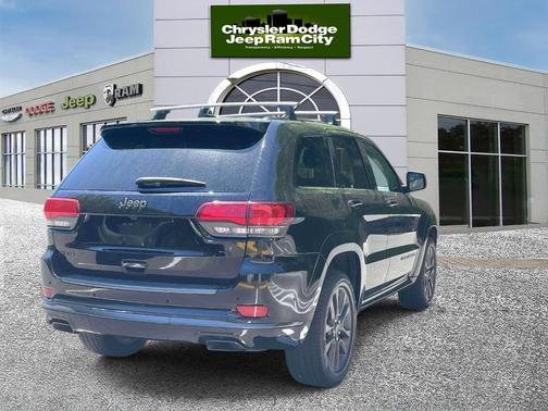 Diamond Black 2018 Jeep Grand Cherokee High Altitude