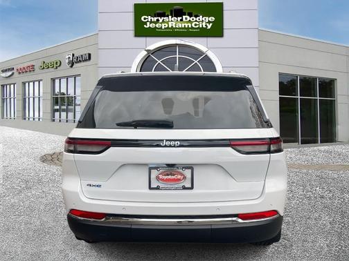 2023 Jeep Grand Cherokee 4xe Base