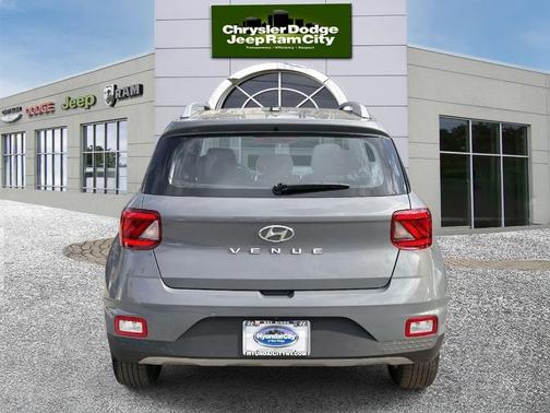 Galactic Gray 2023 Hyundai VENUE SEL