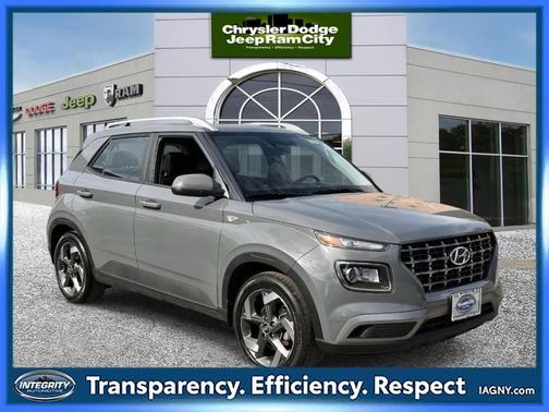 Galactic Gray 2023 Hyundai VENUE SEL