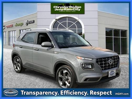 Galactic Gray 2023 Hyundai VENUE SEL
