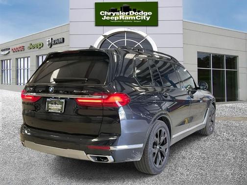 2022 BMW X7 xDrive40i