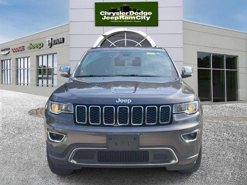 Granite Crystal Clearcoat Metallic 2019 Jeep Grand Cherokee Limited