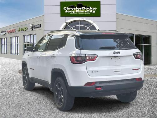 2024 Jeep Compass Trailhawk