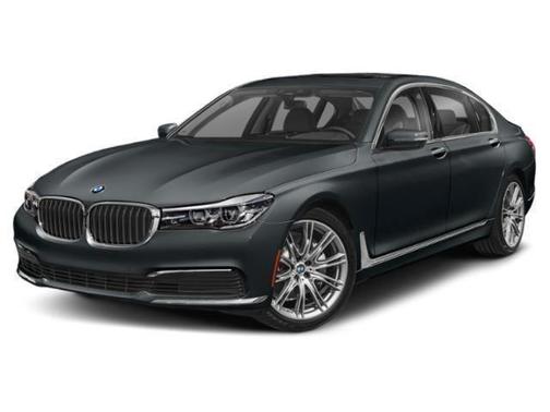 Singapore Gray Metallic 2019 BMW 740 i xDrive