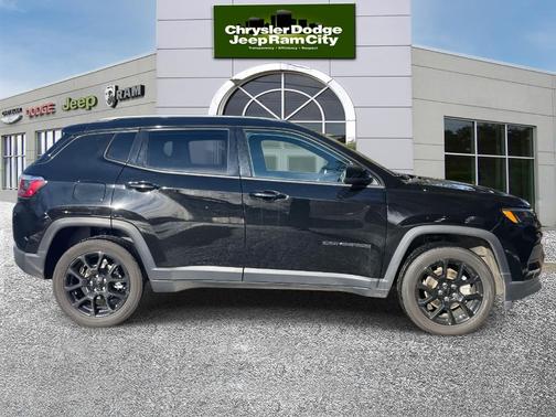 2022 Jeep Compass Altitude