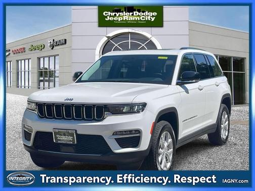 Bright White Clearcoat 2023 Jeep Grand Cherokee Limited