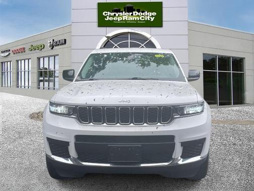 2021 Jeep Grand Cherokee L Laredo