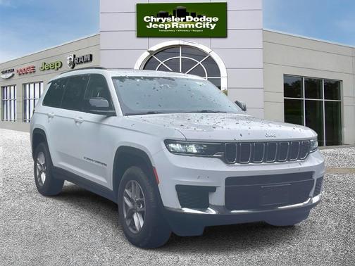 2021 Jeep Grand Cherokee L Laredo