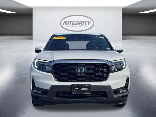 White 2023 Honda Passport EX-L