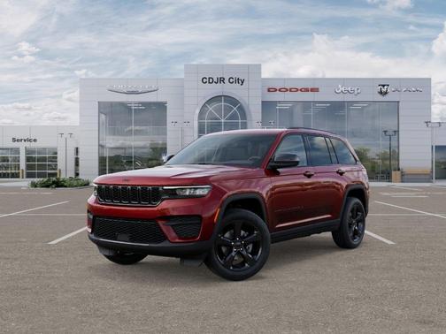 2025 Jeep Grand Cherokee Laredo