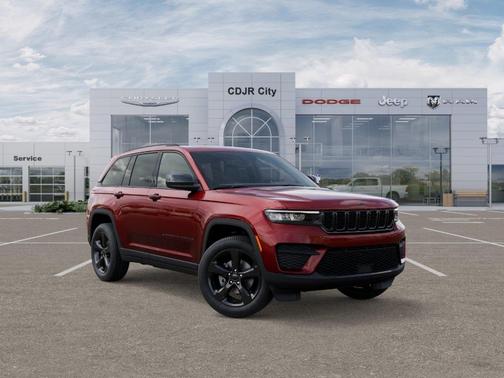 2025 Jeep Grand Cherokee Laredo