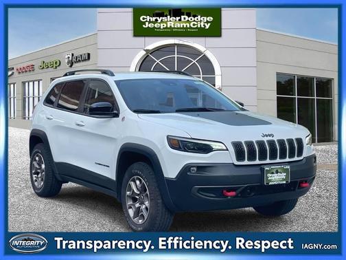 2022 Jeep Cherokee Trailhawk