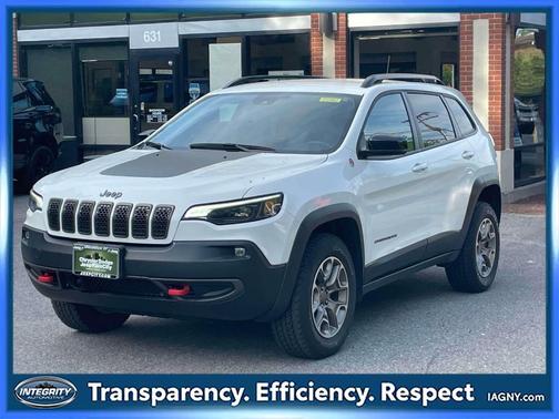 2022 Jeep Cherokee Trailhawk