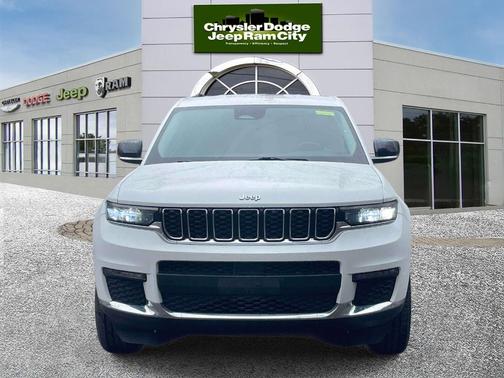 Bright White Clearcoat 2021 Jeep Grand Cherokee L Limited