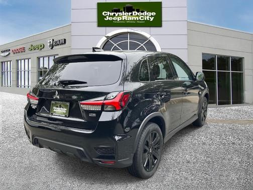 2024 Mitsubishi Outlander Sport 2.0 LE