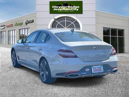 2024 Genesis G70 2.5T