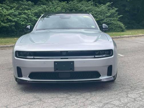 Nickel 2024 Dodge Charger Daytona Scat Pack