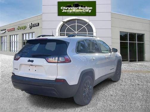 2022 Jeep Cherokee Altitude