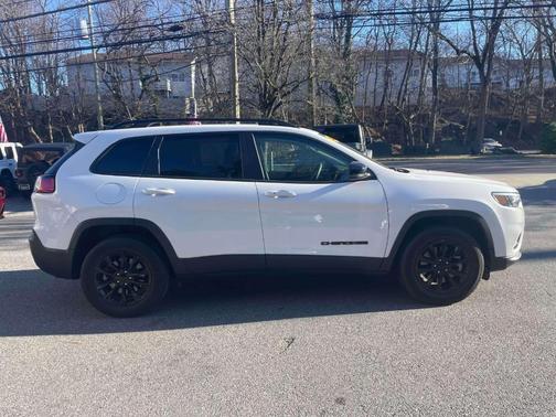 2022 Jeep Cherokee Altitude