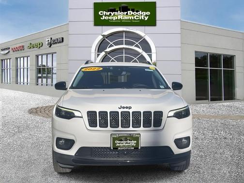 2022 Jeep Cherokee Altitude