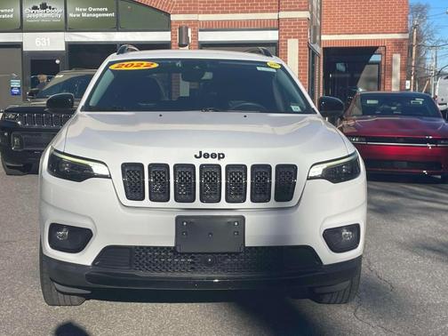 2022 Jeep Cherokee Altitude
