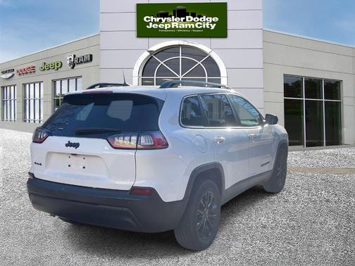 2022 Jeep Cherokee Altitude