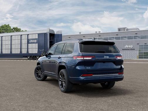 Fathom Blue Pearlcoat 2026 Jeep Grand Cherokee Limited