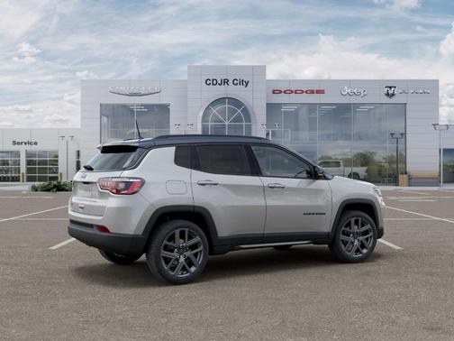 Silver Zynith 2026 Jeep Compass Limited