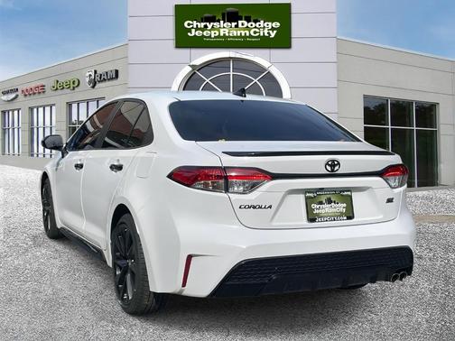 2022 Toyota Corolla SE Nightshade