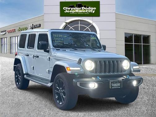2024 Jeep Wrangler 4xe Sahara