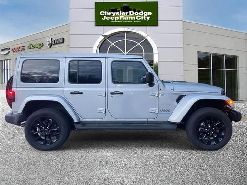 2024 Jeep Wrangler 4xe Sahara