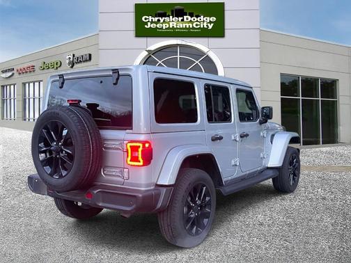 2024 Jeep Wrangler 4xe Sahara
