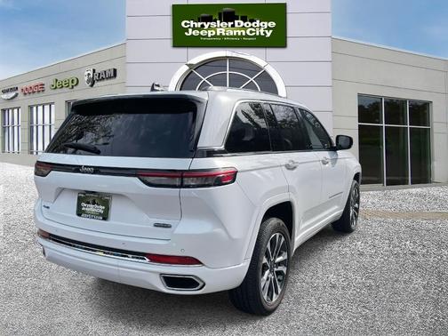 2024 Jeep Grand Cherokee 4xe Overland