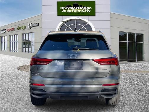 2025 Audi Q3 45 S line Premium